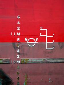 Plimsoll mark