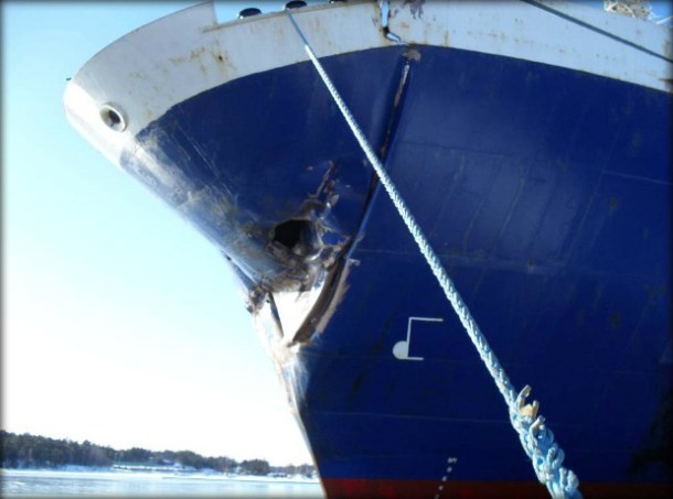 2013.01.07 - RoRo Cargo Ship Collision with Moored Bulk Carrier Figure 2