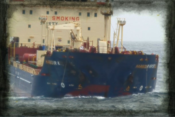 2013.03.07 - Explosion on Tanker Southwest of Cape Espichel Figure 1