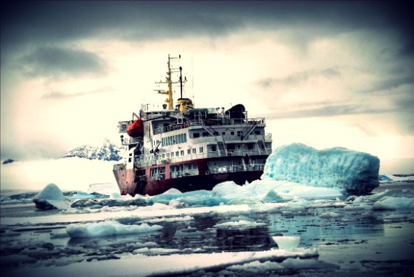 2013.04.09 - Global Warming Will Open New Shipping Routes in Arctic Figure 1