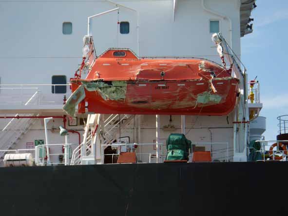 2013.10.28 - Collision Between Tankers During STS Operations - Investigation Report Figure 5