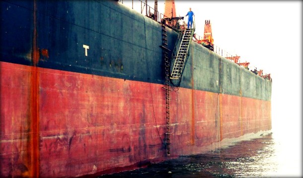 2013.12.02 - Death of Chief Engineer While Boarding Bulk Carrier - Investigation Report Figure 1