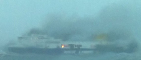 2014.12.28 - Norman Atlantic in Fire North of Kerkyra, Greece Figure 03