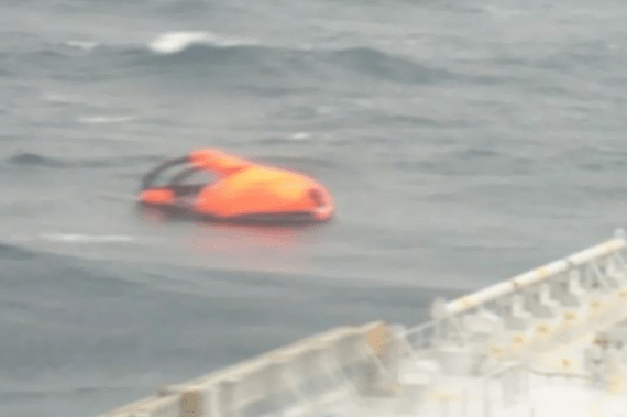 2014.12.28 - Norman Atlantic in Fire North of Kerkyra, Greece Figure 05