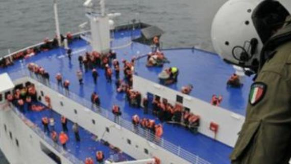 2014.12.28 - Norman Atlantic in Fire North of Kerkyra, Greece Figure 07